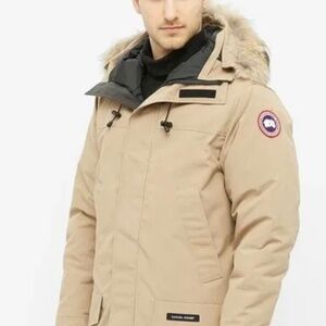 Authentic Canada goose men’s parka with fur hood beige/tan size S